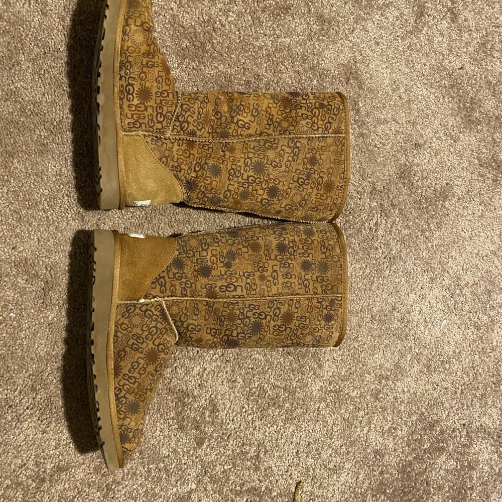 UGG logo pattern boots - Picture 3 of 6